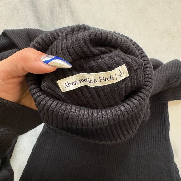 Abecrombie & Fitch Black Slim Turtleneck Sweater Bodysuit Size Small - Picture 4 of 4